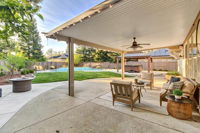 8055 Chestnut Ct, Granite Bay, CA 95746