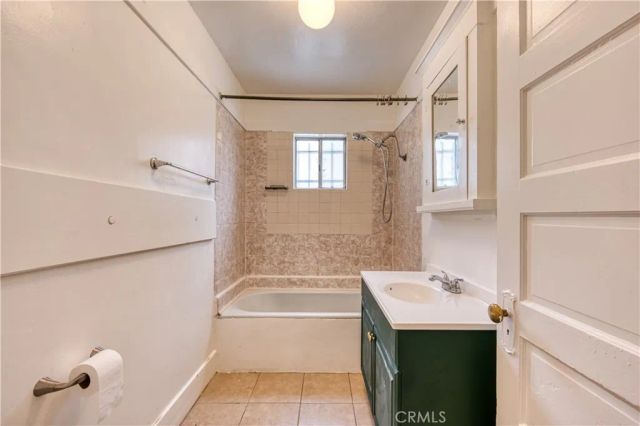 2644 Glendale Boulevard, Los Angeles, CA 90039