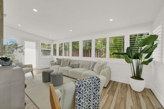 1321 CORDOVA Road, Fort Lauderdale, FL 33316