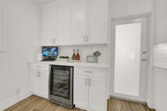 1321 CORDOVA Road, Fort Lauderdale, FL 33316