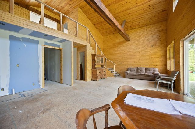 973 Stonegate Dr, Burnside, KY 42519