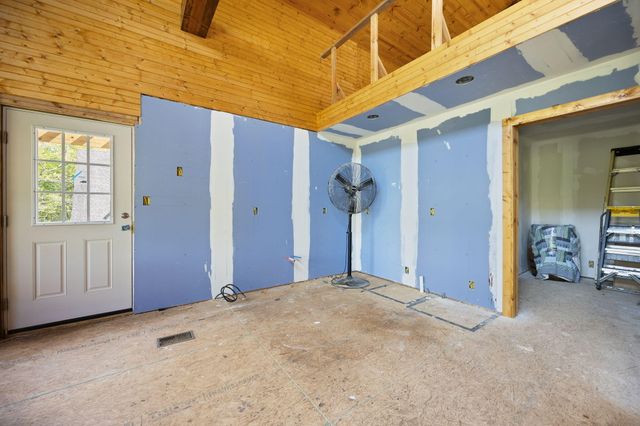 973 Stonegate Dr, Burnside, KY 42519