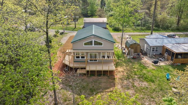 973 Stonegate Dr, Burnside, KY 42519