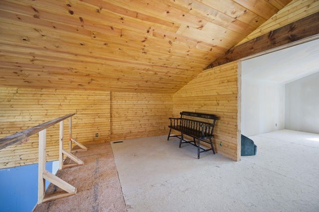973 Stonegate Dr, Burnside, KY 42519