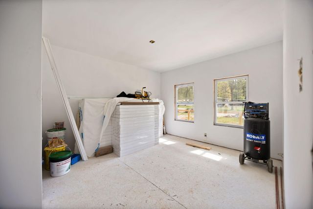 973 Stonegate Dr, Burnside, KY 42519
