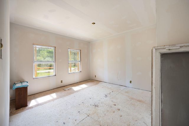 973 Stonegate Dr, Burnside, KY 42519