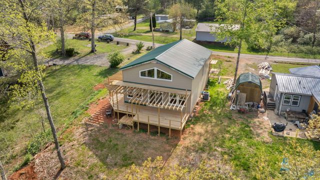 973 Stonegate Dr, Burnside, KY 42519