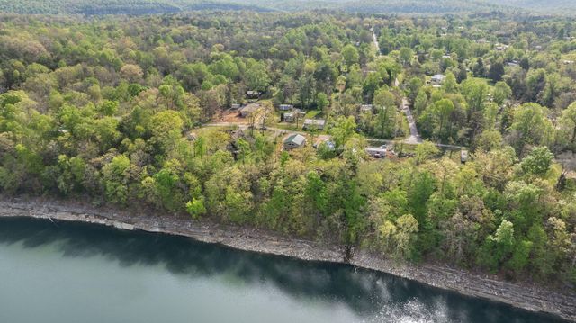 973 Stonegate Dr, Burnside, KY 42519