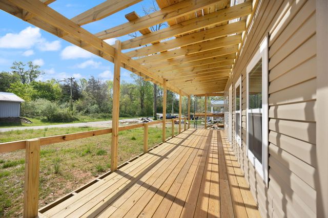 973 Stonegate Dr, Burnside, KY 42519