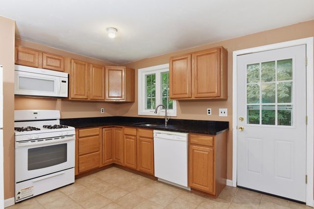 131 Goulding Street, Holliston, MA 01746