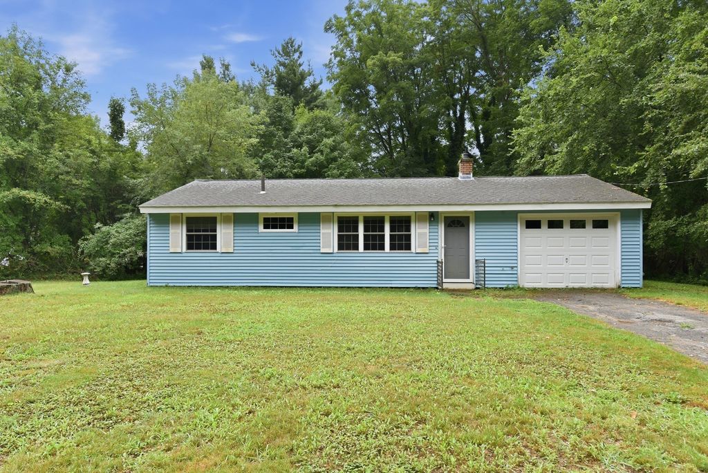 131 Goulding Street, Holliston, MA 01746