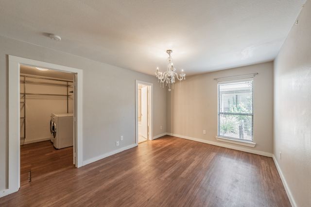 5816 Birchbrook Drive 124, Dallas, TX 75206