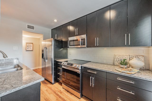 5816 Birchbrook Drive 124, Dallas, TX 75206