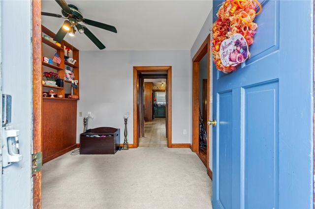 381 Maple Avenue, Barrington, RI 02806