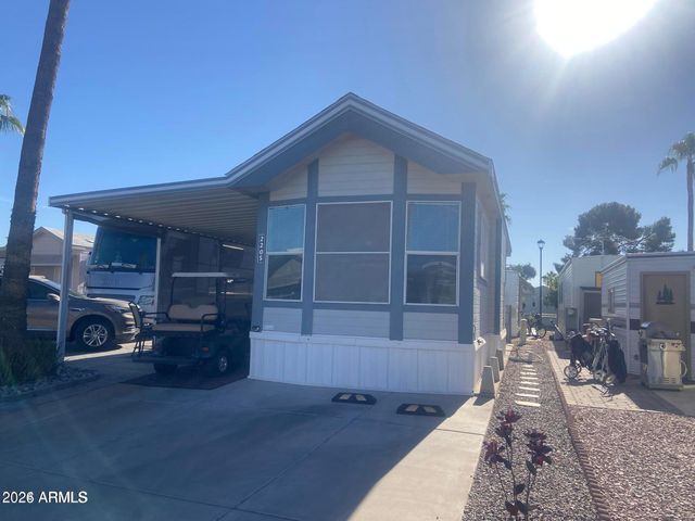 2205 W KLAMATH Avenue 205, Apache Junction, AZ 85119