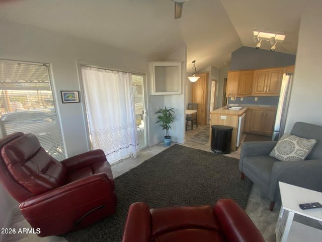 2205 W KLAMATH Avenue 205, Apache Junction, AZ 85119