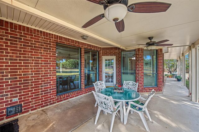 1345 Peach Ridge Road, Brookshire, TX 77423