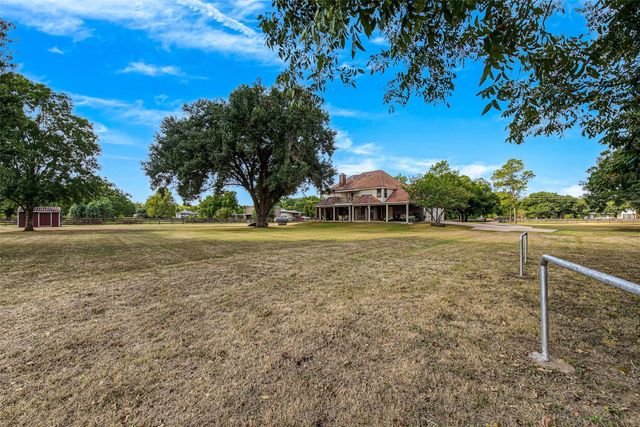 1345 Peach Ridge Road, Brookshire, TX 77423