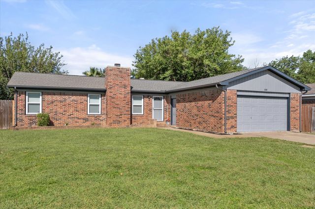 508 S Waxahachie Street, Mansfield, TX 76063