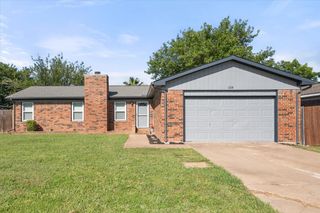 508 S Waxahachie Street, Mansfield, TX 76063