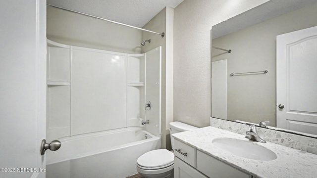 38 SPAY BAY Court, St. Johns, FL 32259