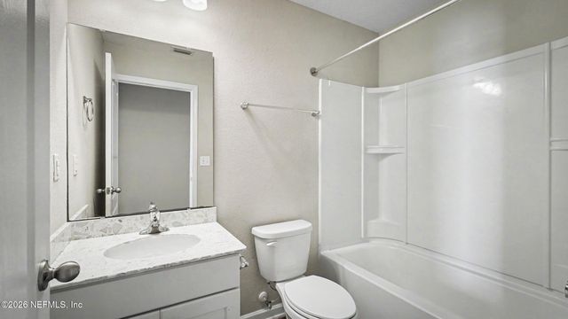 38 SPAY BAY Court, St. Johns, FL 32259
