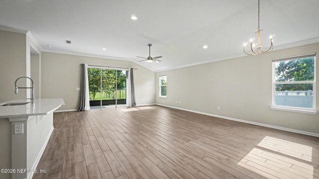 38 SPAY BAY Court, St. Johns, FL 32259