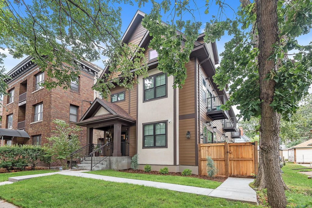2413 1st Avenue S, Minneapolis, MN 55404 — exterior