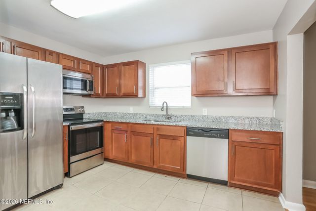 2518 RED OAK Drive, Jacksonville, FL 32211