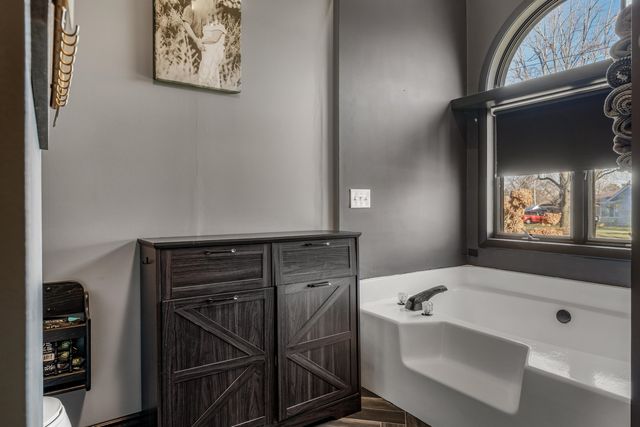 131 EMS C29A Lane, Warsaw, IN 46582