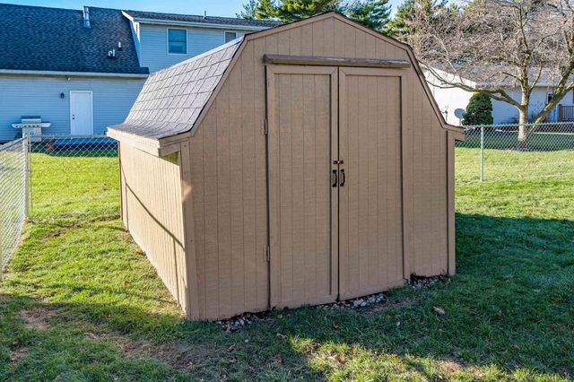 131 EMS C29A Lane, Warsaw, IN 46582