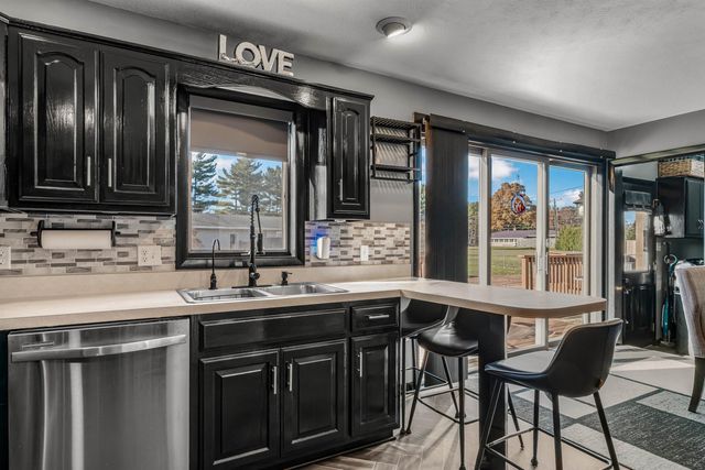 131 EMS C29A Lane, Warsaw, IN 46582