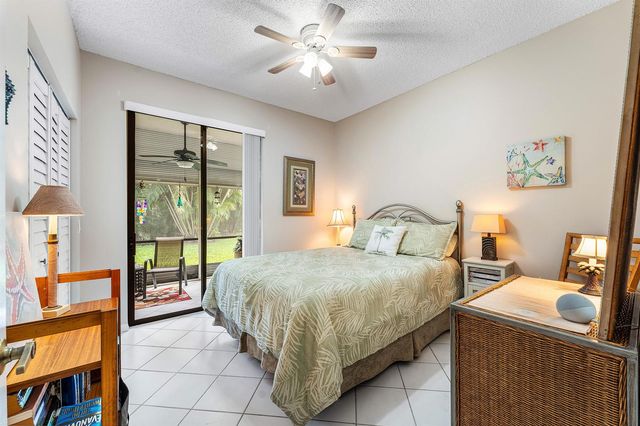 7685 Lexington Club Boulevard B, Delray Beach, FL 33446