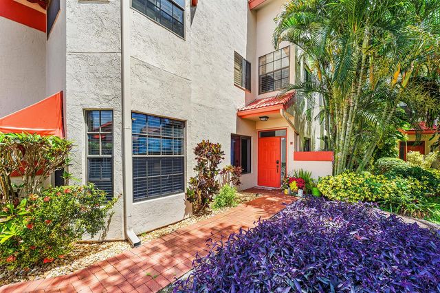 7685 Lexington Club Boulevard B, Delray Beach, FL 33446