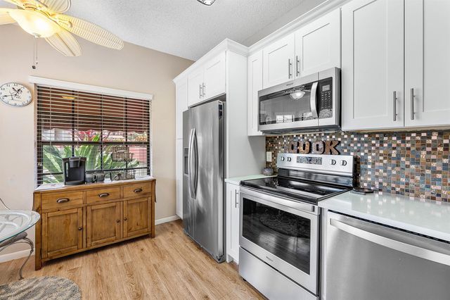 7685 Lexington Club Boulevard B, Delray Beach, FL 33446