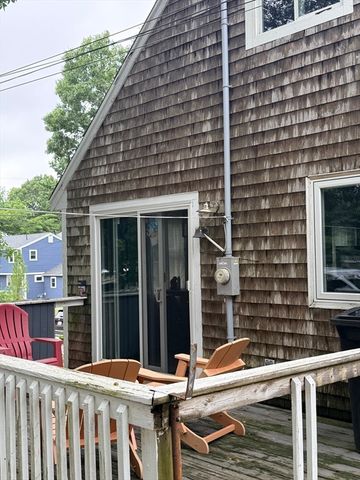 187 Ninigret Ave, Mashpee, MA 02649