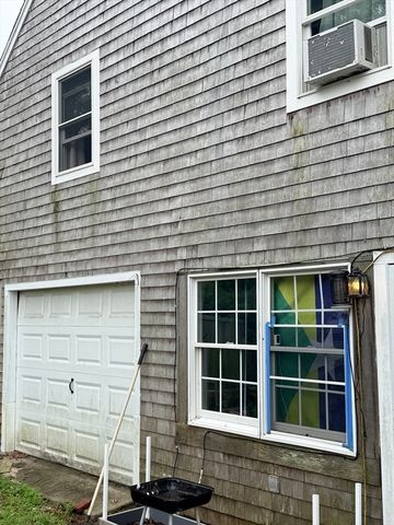 187 Ninigret Ave, Mashpee, MA 02649