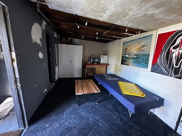 282 N 6th Avenue, Upland, CA 91786