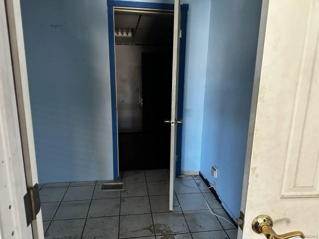 282 N 6th Avenue, Upland, CA 91786