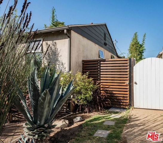2401 32nd Street, Santa Monica, CA 90405