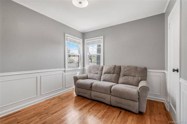 2713 Fortesque Avenue, Oceanside, NY 11572