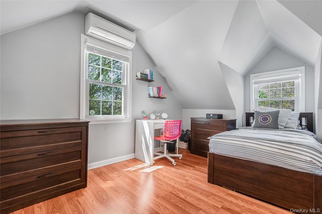 2713 Fortesque Avenue, Oceanside, NY 11572