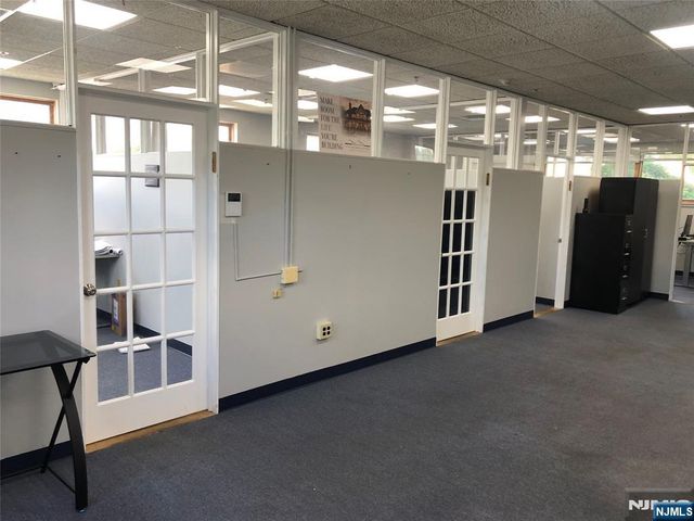 1345 Queen Anne Road, Teaneck, NJ 07666