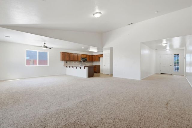 3308 Gregory Avenue, Fresno, CA 93722