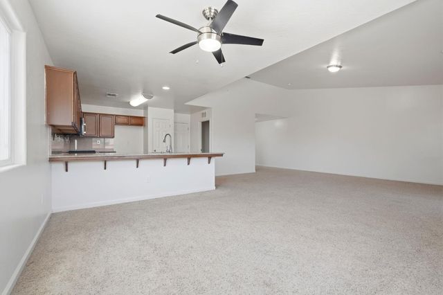 3308 Gregory Avenue, Fresno, CA 93722