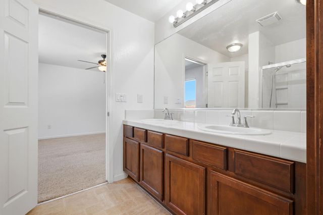 3308 Gregory Avenue, Fresno, CA 93722