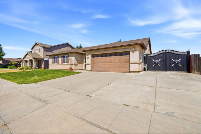 3308 Gregory Avenue, Fresno, CA 93722