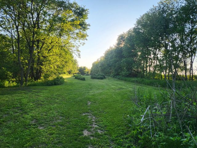 4414 N Tower Road, Freeport, IL 61032