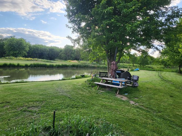 4414 N Tower Road, Freeport, IL 61032