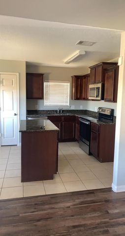 38206 S Lost Creek Boulevard, Magnolia, TX 77355